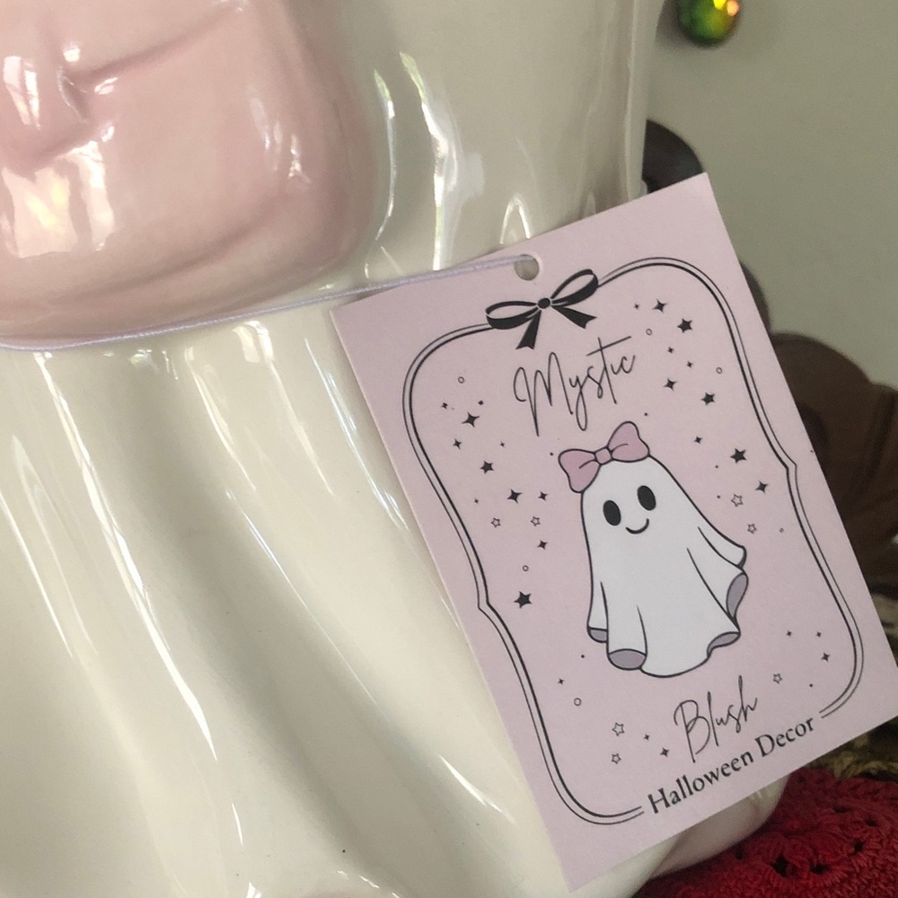 NEW Pink Bow Ghost Ceramic Halloween Figurine w/ Pink Purse & Cup - Picture 4 of 6